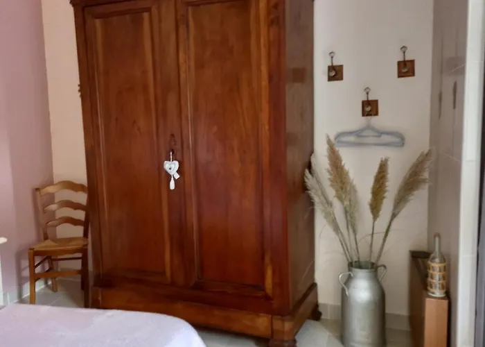 Boufavent Bed & Breakfast 3*